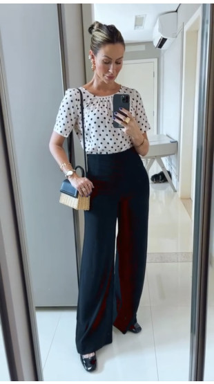 Blusa Manga Curta Poá Paty