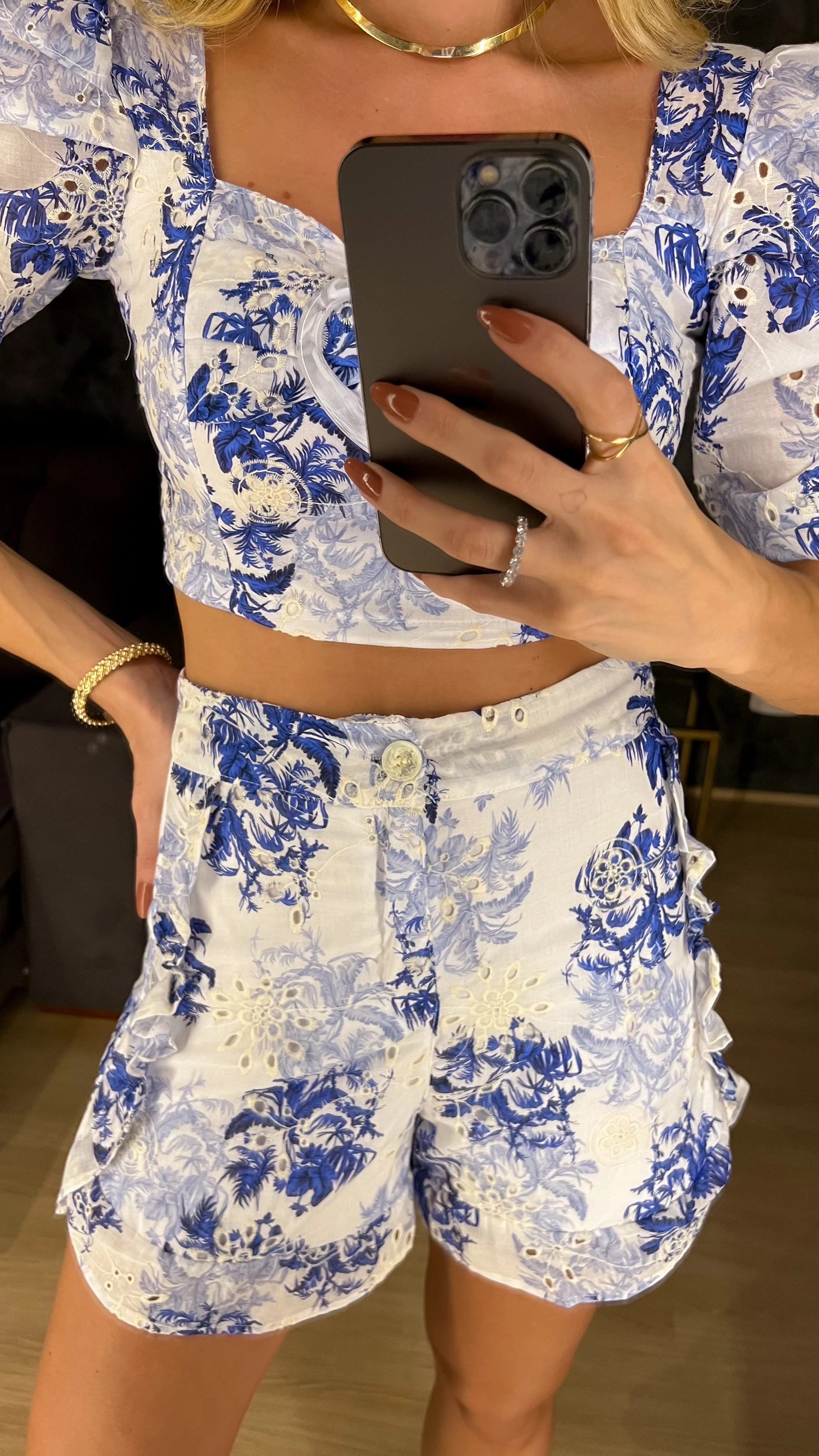 Shorts Laise Raika Branco e Azul