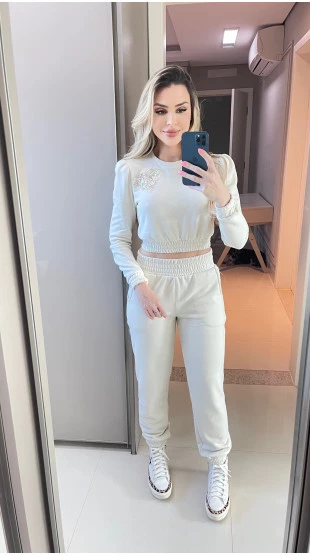 Blusa Bordada Moletom Mia Off-White